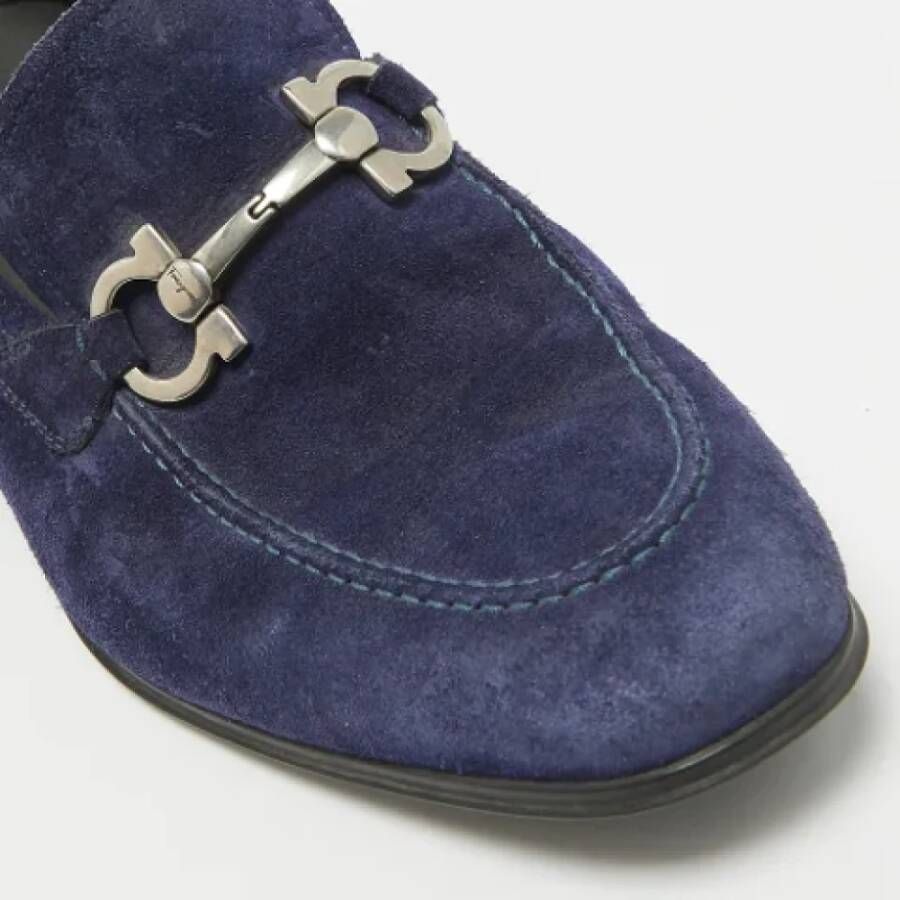 Salvatore Ferragamo Pre-owned Suede flats Blue Heren