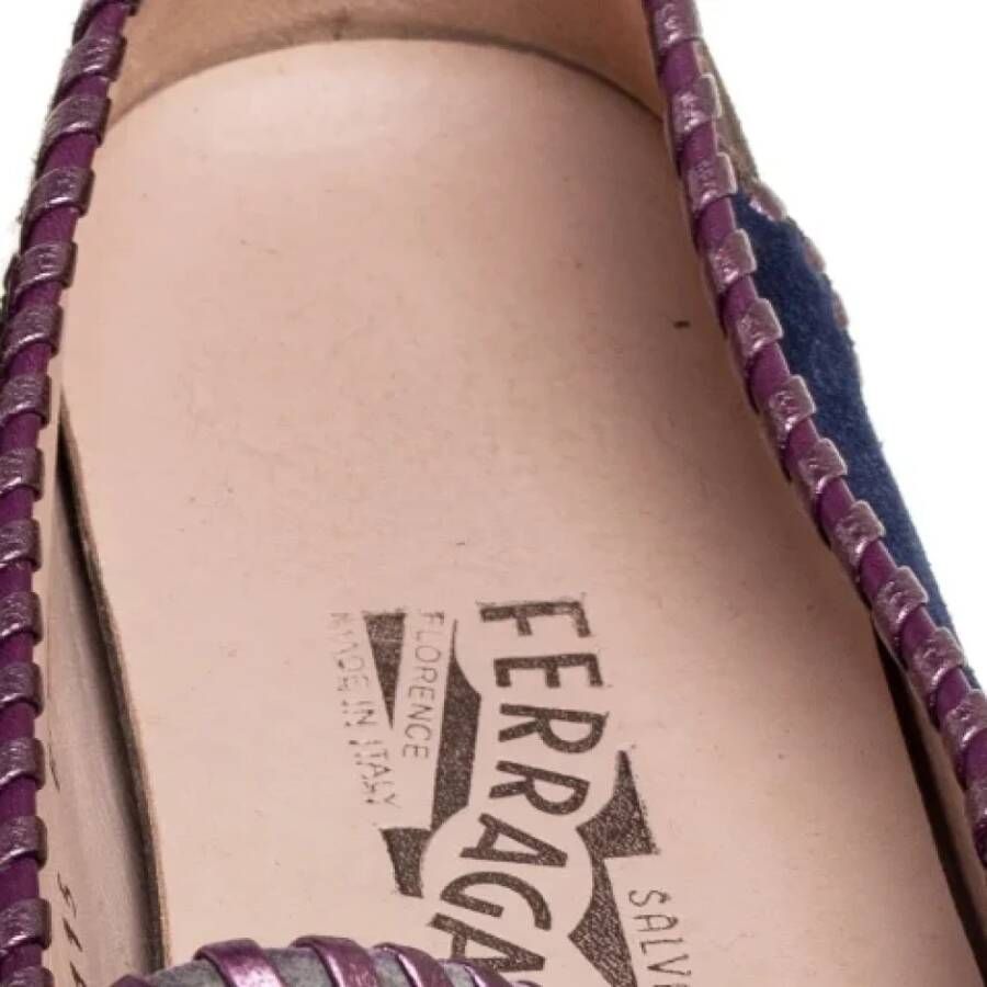 Salvatore Ferragamo Pre-owned Suede flats Multicolor Dames