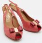 Salvatore Ferragamo Pre-owned Suede heels Orange Dames - Thumbnail 4