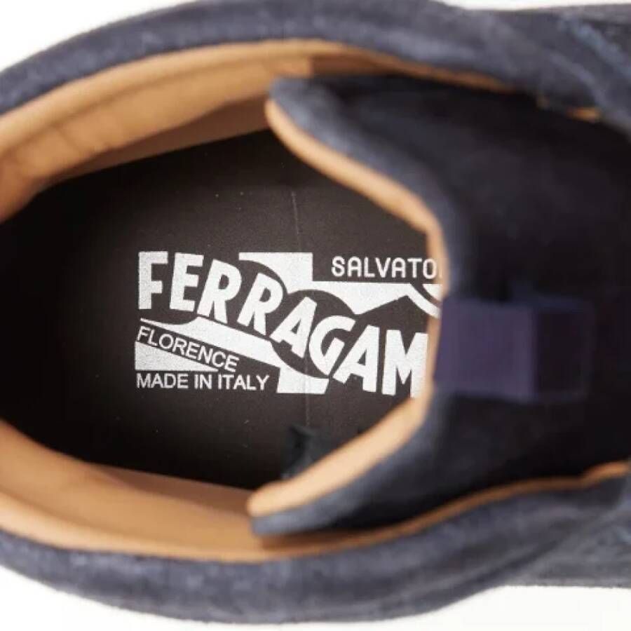 Salvatore Ferragamo Pre-owned Suede sneakers Blue Heren