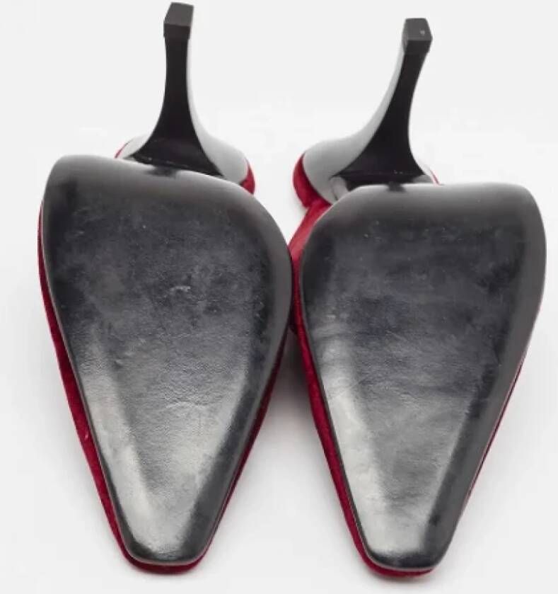 Salvatore Ferragamo Pre-owned Velvet sandals Red Dames