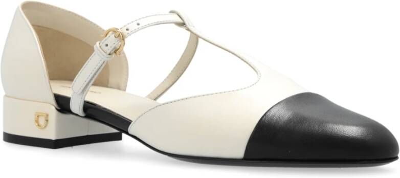 Salvatore Ferragamo Schoenen Linette Beige Dames