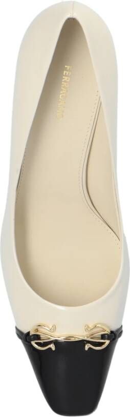 Salvatore Ferragamo Schoenen met hak Bria Beige Dames