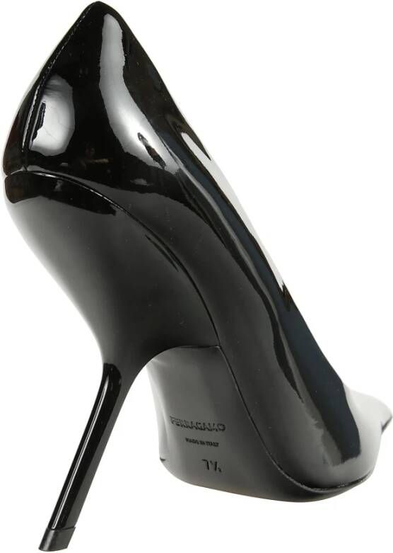 Salvatore Ferragamo Stijlvolle Leren Schoenen Black Dames