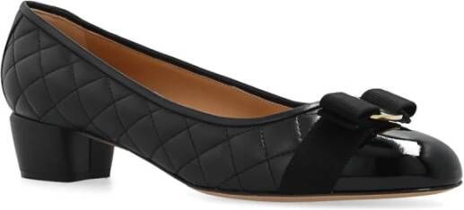 Salvatore Ferragamo Vara pompen Black Dames