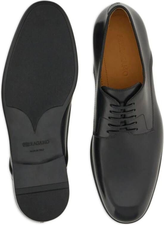 Salvatore Ferragamo Vetersluiting Amandel Teen Platte Schoenen Black Heren