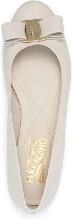 Salvatore Ferragamo Witte Ballerina Schoenen Elegante Stijl White Dames