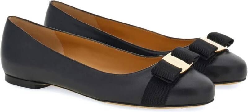 Salvatore Ferragamo Zwart Biscuit Varina Flats Black Dames