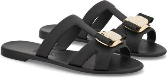 Salvatore Ferragamo Zwarte Boogdetail Instap Schoenen Black Dames