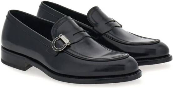 Salvatore Ferragamo Zwarte Kalfsleren Enkellaarzen met Metalen Detail Black Heren