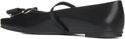 Salvatore Ferragamo Zwarte Lamsvacht Vara Boog Platte Schoenen Black Dames