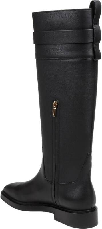 Salvatore Ferragamo Zwarte Leren Enkellaarzen Ruitersport Stijl Black Dames