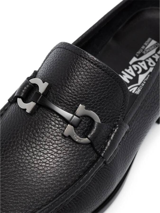 Salvatore Ferragamo Zwarte leren loafers met Gancini-detail Black Heren