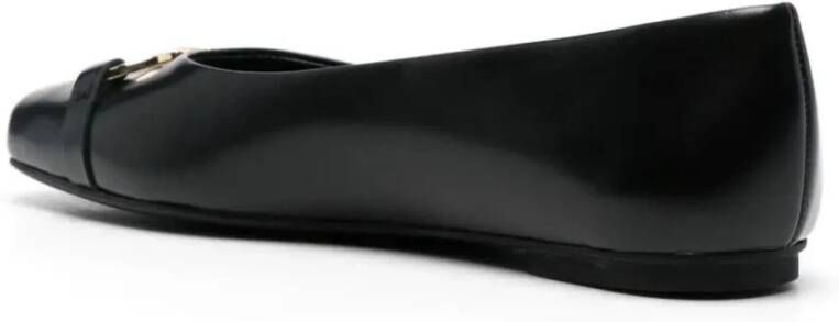 Salvatore Ferragamo Zwarte platte balletflats Gancini gesp Black Dames