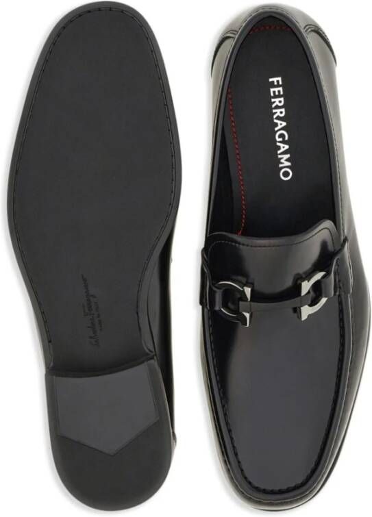 Salvatore Ferragamo Zwarte platte schoenen Gancini amandel teen Black Heren