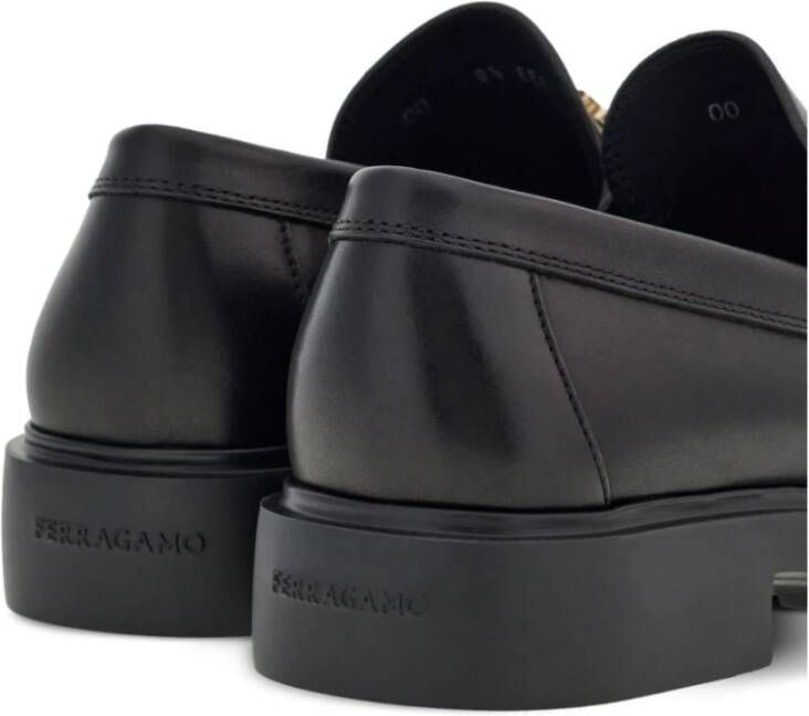 Salvatore Ferragamo Zwarte platte schoenen met Gancini-details Black Heren