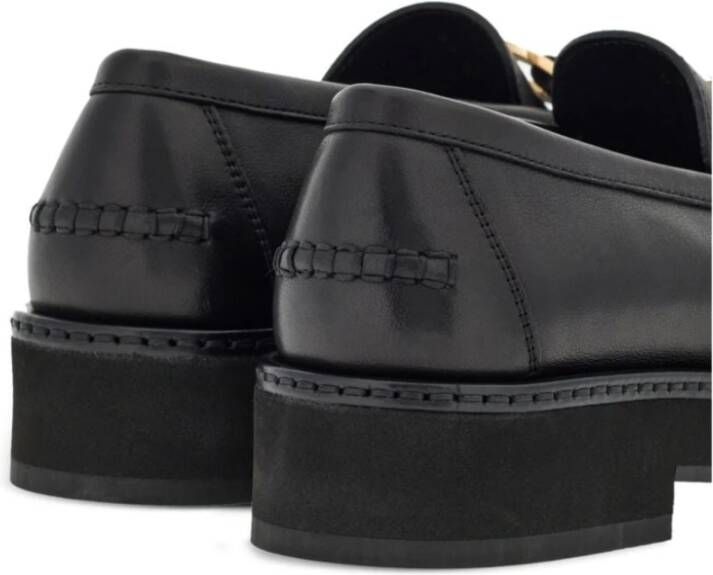 Salvatore Ferragamo Zwarte platte schoenen met Gancini gesp Black Dames