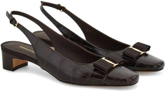 Salvatore Ferragamo Zwarte Slingback Schoenen met Strikdetails Brown Dames