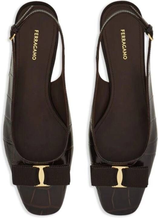 Salvatore Ferragamo Zwarte Slingback Schoenen met Strikdetails Brown Dames