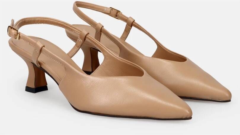 Sangiorgio Beige Hakken Schoenen voor Dagelijkse Elegantie Beige Dames