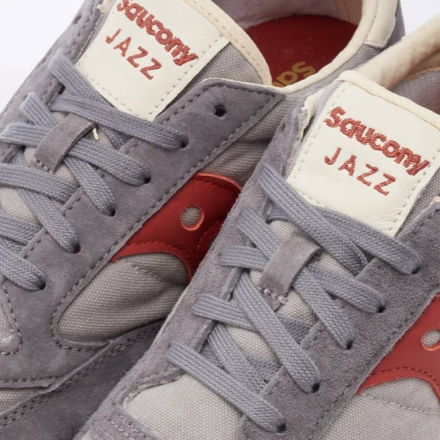 Saucony Grijze Sneakers met Golvende Zool Gray Heren