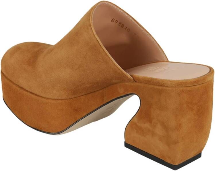 Sergio Rossi Elegante Suede Hakken Brown Dames