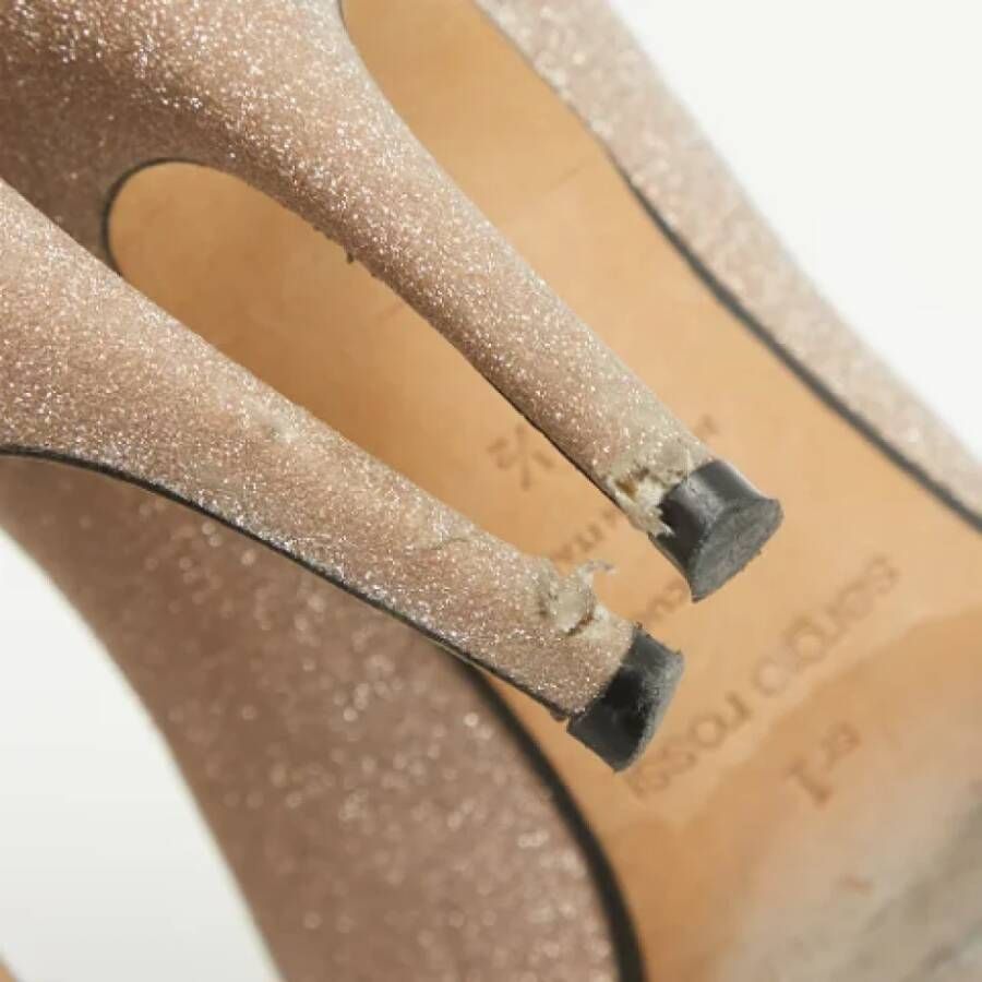 Sergio Rossi Pre-owned Fabric heels Beige Dames