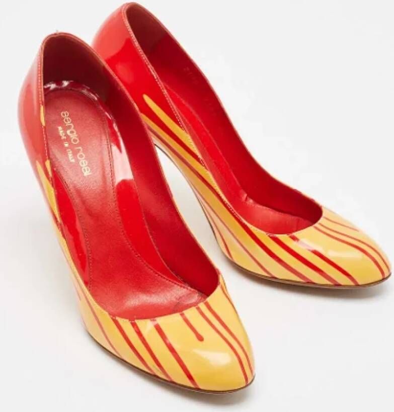 Sergio Rossi Pre-owned Fabric heels Red Dames