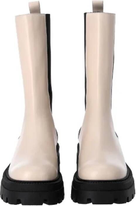 Sergio Rossi Pre-owned Leather boots White Dames