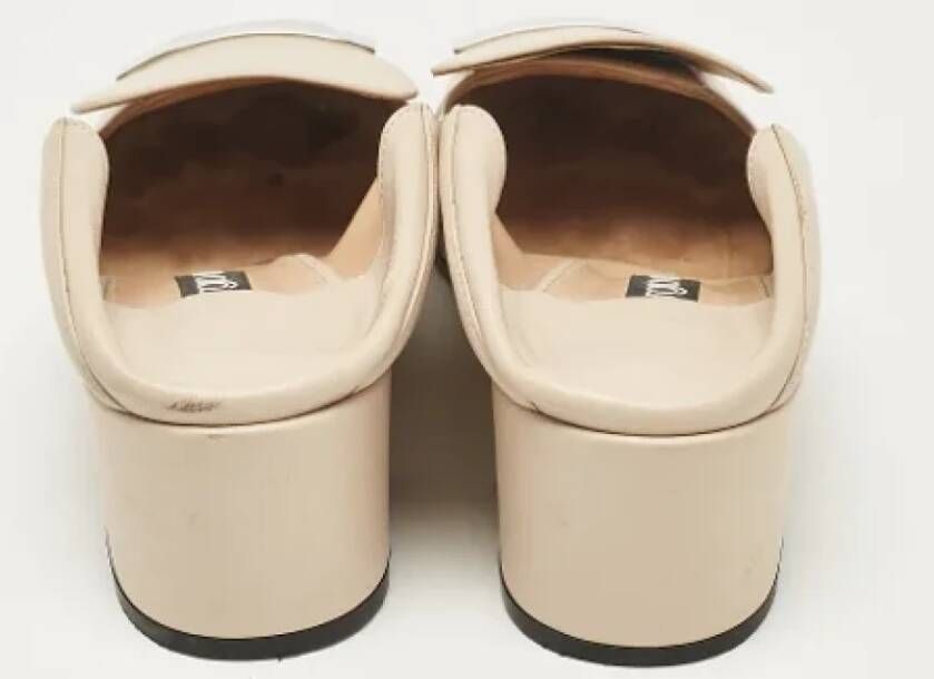 Sergio Rossi Pre-owned Leather flats Beige Dames