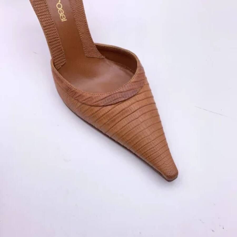 Sergio Rossi Pre-owned Leather heels Brown Dames