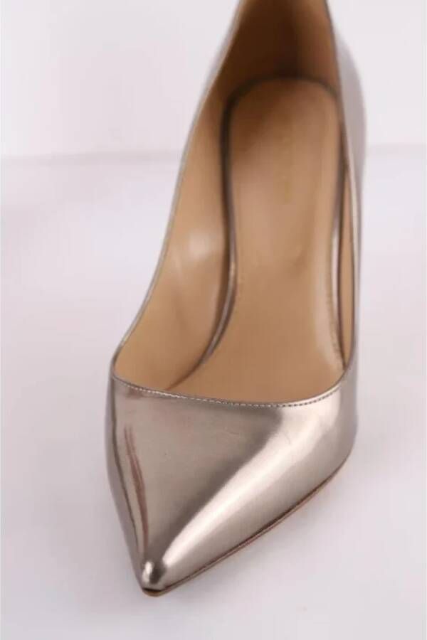 Sergio Rossi Pre-owned Leather heels Gray Dames