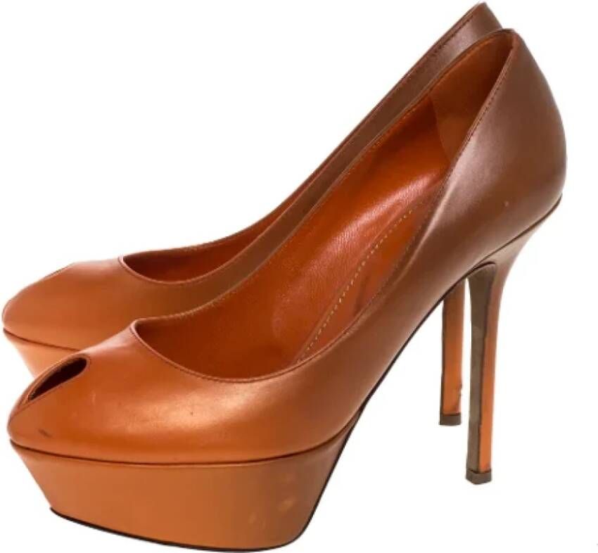 Sergio Rossi Pre-owned Leather heels Orange Dames