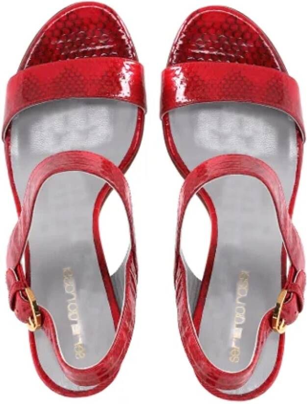 Sergio Rossi Pre-owned Leather heels Red Dames