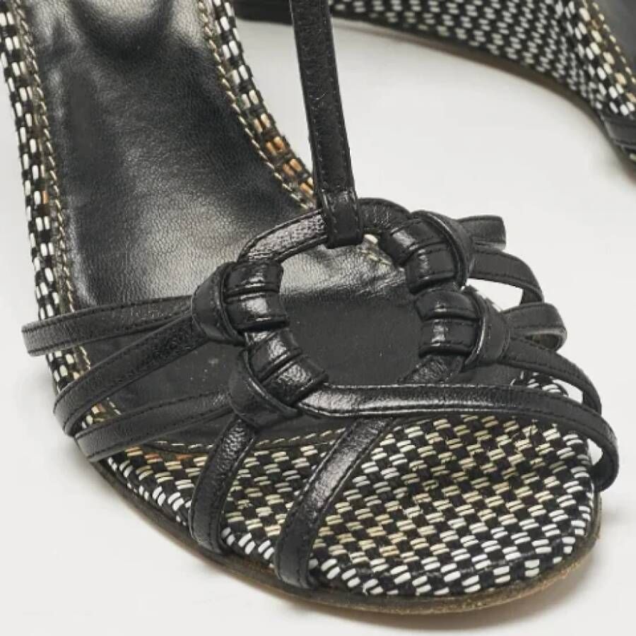 Sergio Rossi Pre-owned Leather sandals Black Dames