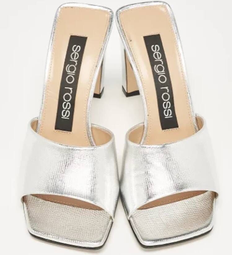 Sergio Rossi Pre-owned Leather sandals Gray Dames