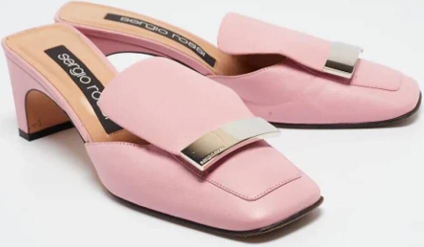 Sergio Rossi Pre-owned Leather sandals Pink Dames