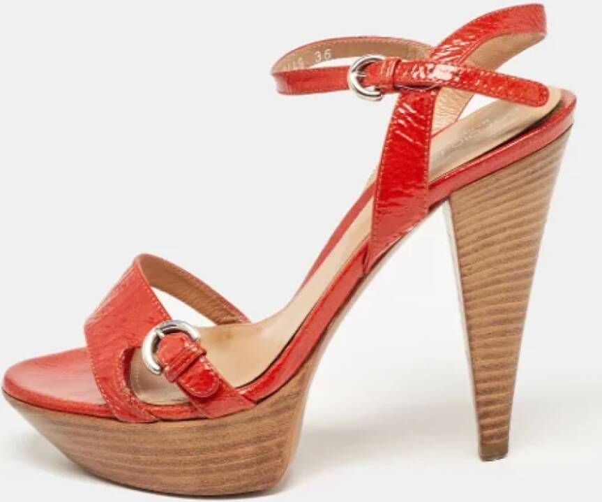 Sergio Rossi Pre-owned Leather sandals Red Dames