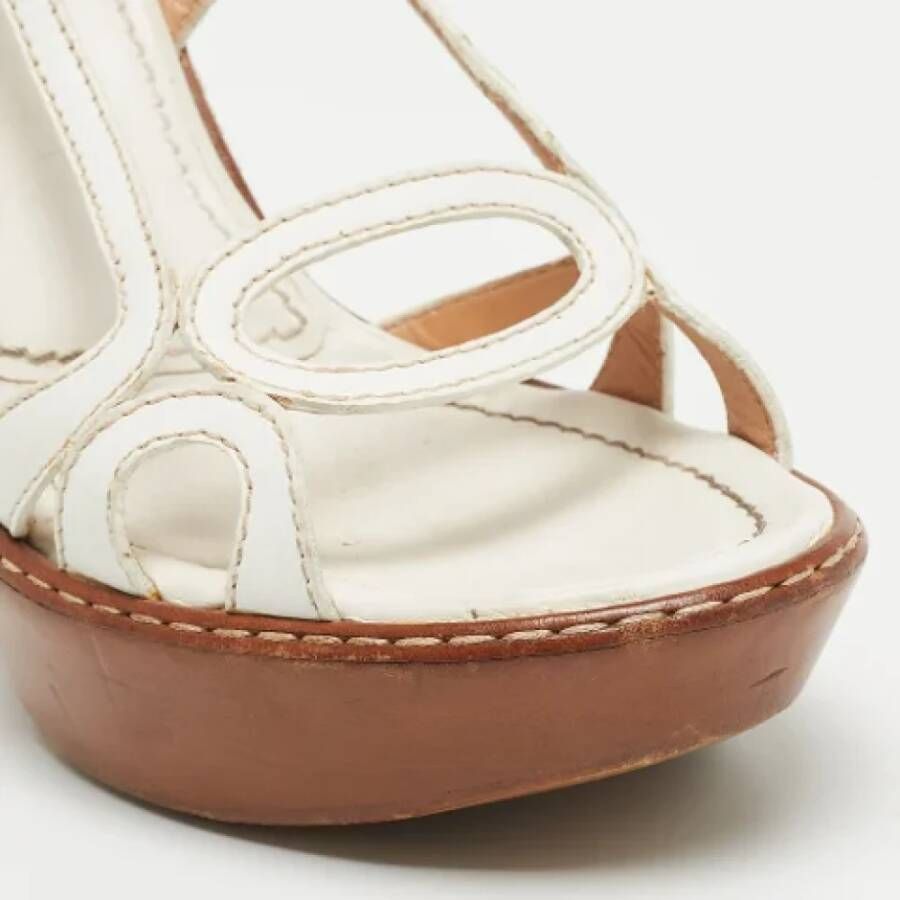 Sergio Rossi Pre-owned Leather sandals White Dames