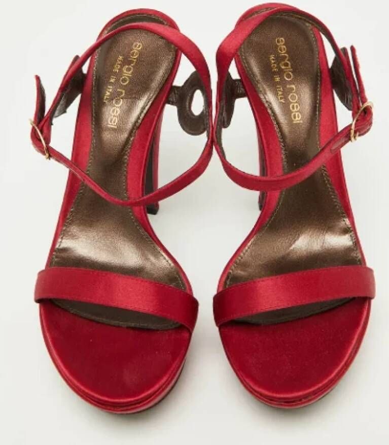 Sergio Rossi Pre-owned Satin sandals Red Dames