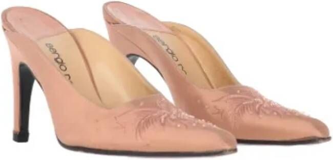 Sergio Rossi Pre-owned Silk mules Pink Dames