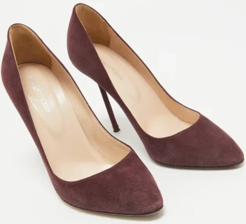 Sergio Rossi Pre-owned Suede heels Purple Dames