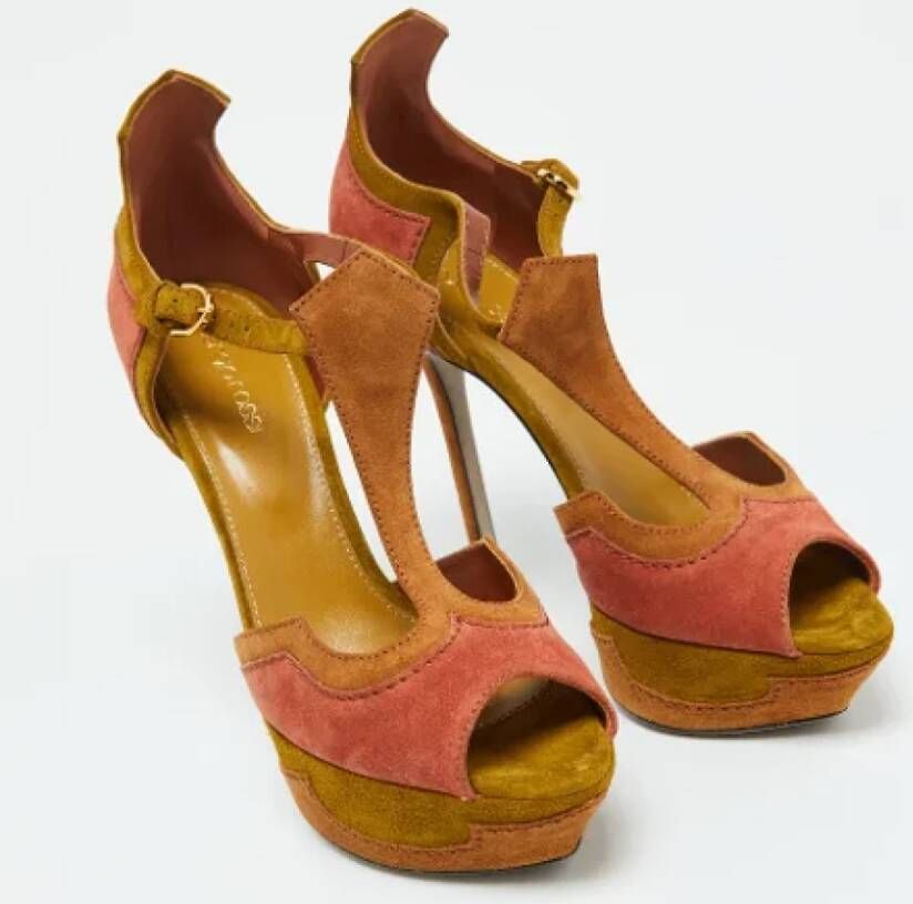 Sergio Rossi Pre-owned Suede sandals Pink Dames