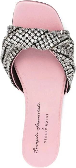 Sergio Rossi Lichtroze platte sandalen Zomerse must-have Roze Dames