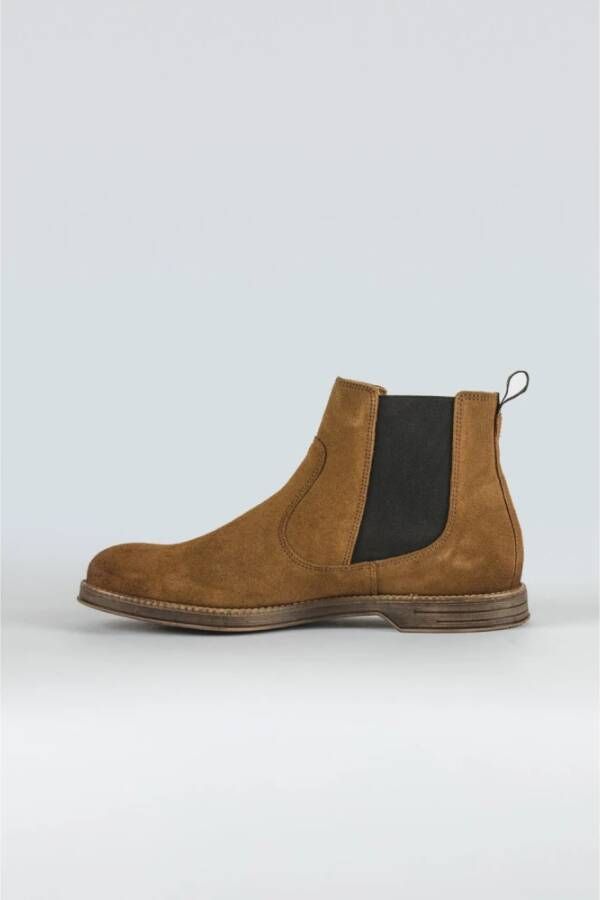 Sneaky Steve Suede Chelsea Boot Klassieke Silhouet Brown Heren