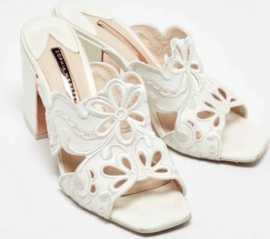 Sophia Webster Pre-owned Leather sandals White Dames