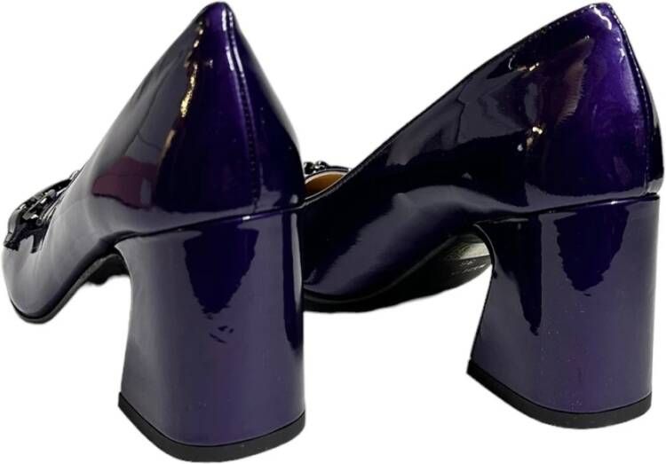 Status Paarse lakleren pumps met gesp Purple Dames