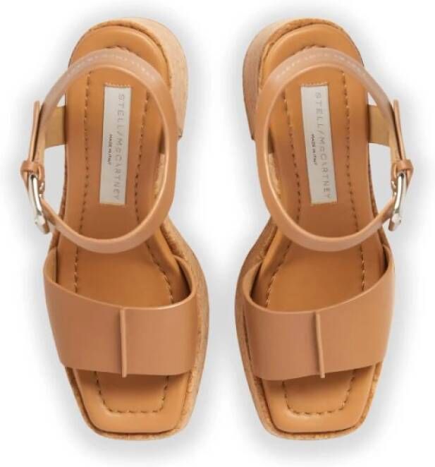 Stella Mccartney Gespte Plateau Sandalen in Kameel Brown Dames