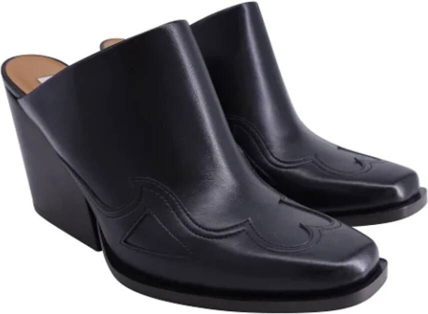 Stella McCartney Pre-owned Leather flats Black Dames