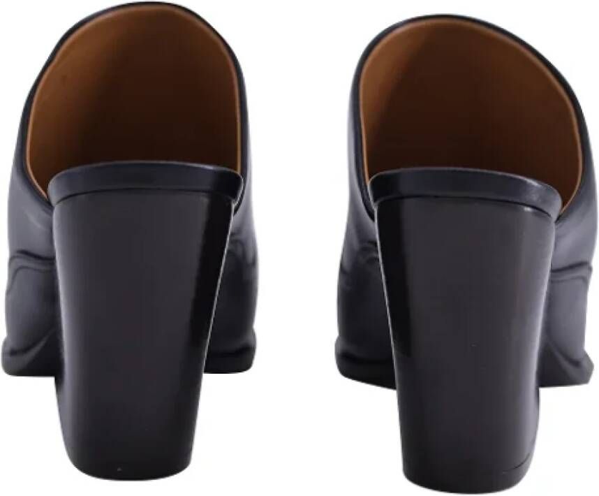 Stella McCartney Pre-owned Leather flats Black Dames